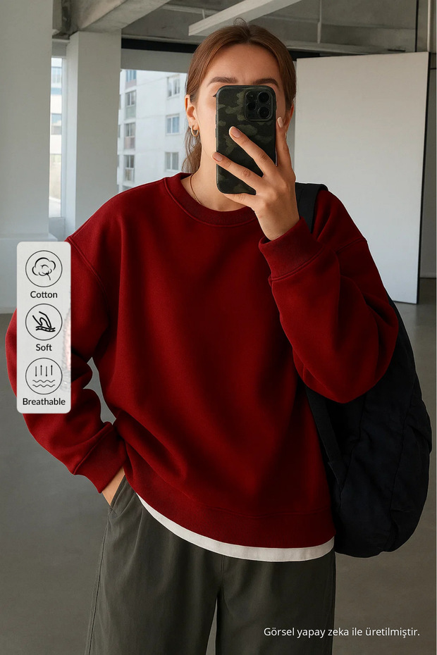 Women's Crew Neck Oversize Burgundy Sweatshirt