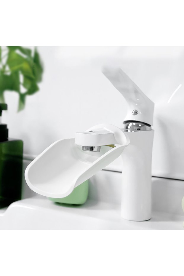 white Child Safety TPE Hand Faucet Extender with Water Channel Baby Faucet Extender for Children's H