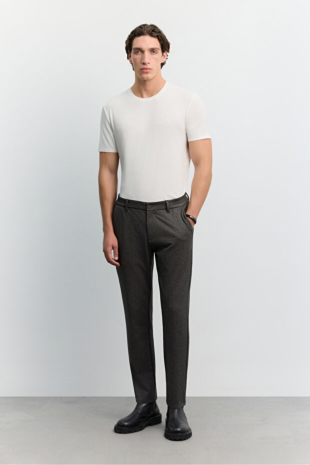 Men's Brown Classic Elastic Waist Soft Touch Relaxed Fit Trousers A62Y3068