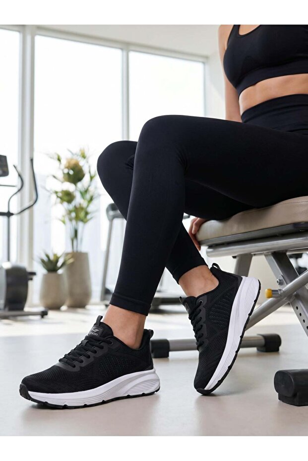 Meru 2 Flex Black Women's Sports Shoes