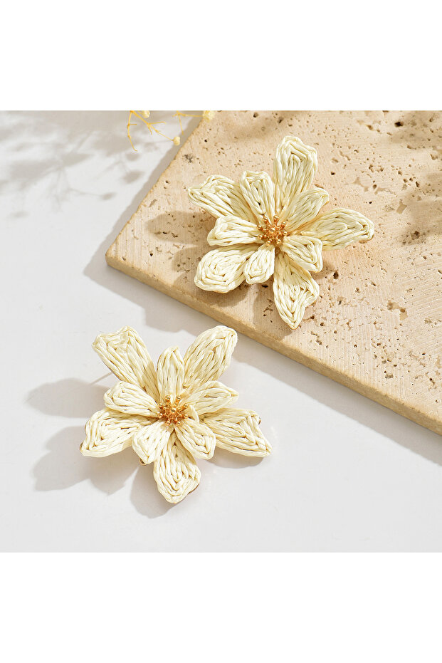 White Boho Handmade Delicate Irregular Raffia Flower Earrings for Women Trendy Unique Design Floral