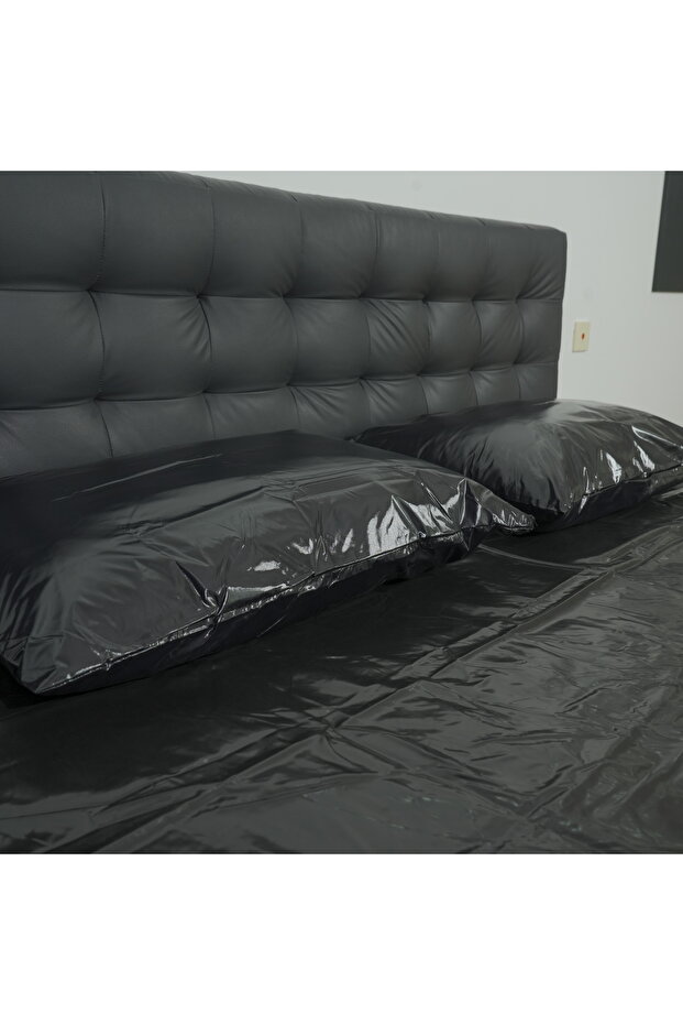 Duad(51cmx71cm) 1 Pair of High-Quality Black PU Pillowcases with Zipper Closure and No Inner Core, P