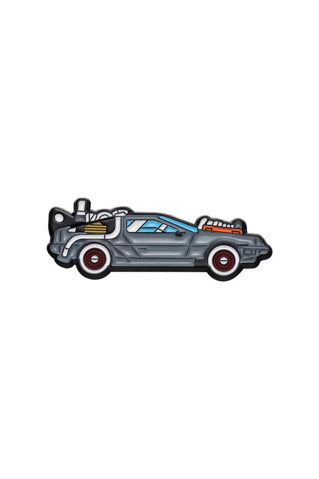 QHXZ010 Back To Future Brooch Enamel Pins Sci-Fi Movies Retro Car Time Machine Brooches Bag Lapel Ba