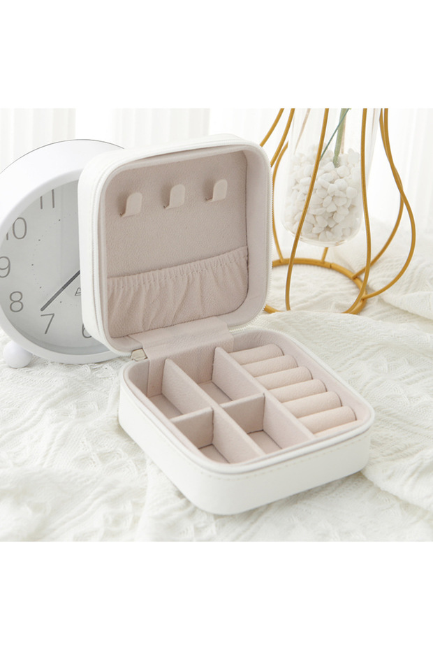 White 1pcs Single Layer Storage Box Ladies Travel Leather Jewelry Box Classic Black Pure White Fashi