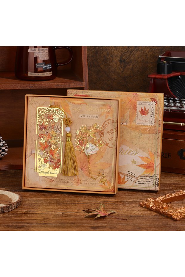 Morning Frost Hollow Leaf Metal Bookmarks 2 Pcs Vintage Design With Flowing Tassels Unique Reading A