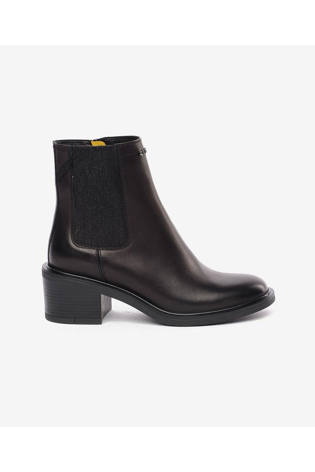 Women's Black Genuine Leather Heeled Boots 5K2Db35332