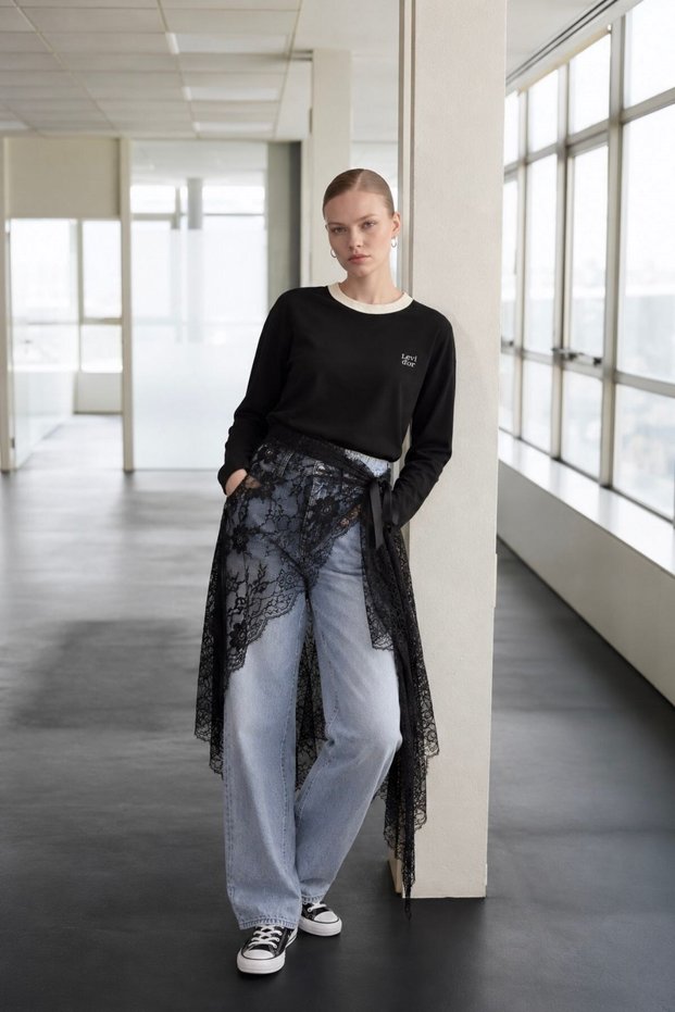 Crew Neck Basic Blouse Black
