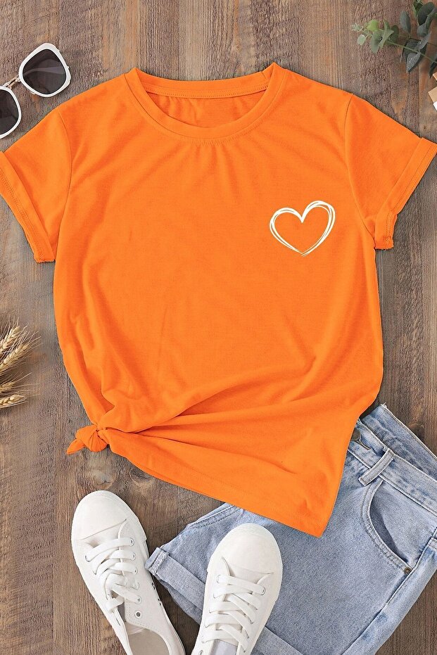 Unisex Hearts Printed Design T-shirt