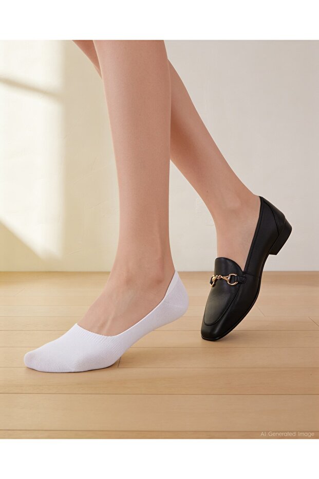 Women's Luxury Seamless Suba Socks White