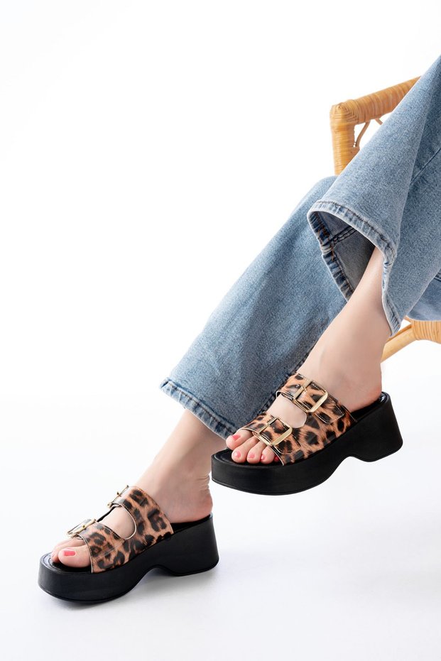 Zri̇n-574 Premium Leopard Patent Leather Daily Wedge Heel Women's Slippers