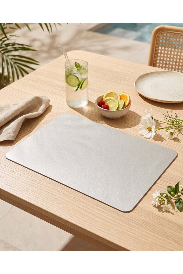 Gold Rectangle Placemat (4 Piece)