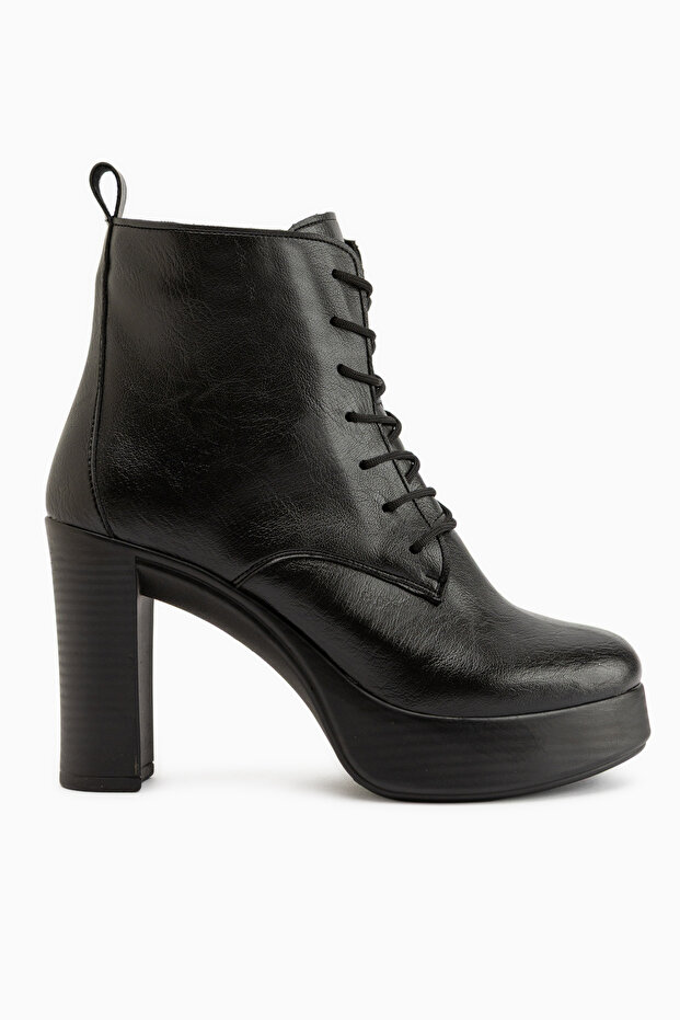 Camia Black Lace-Up Platform Heeled Women's Boots