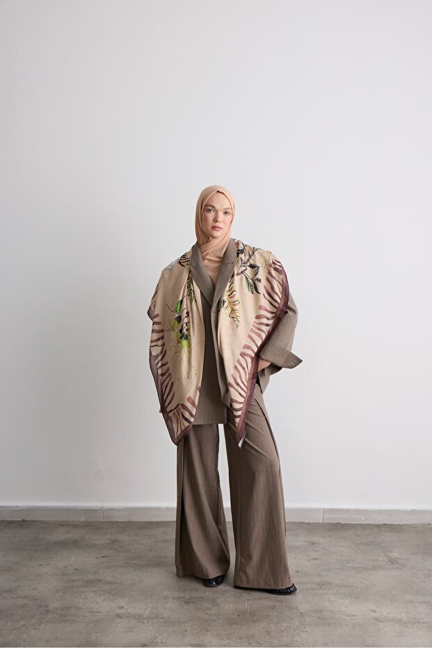 Veridia Patterned Shoulder Shawl