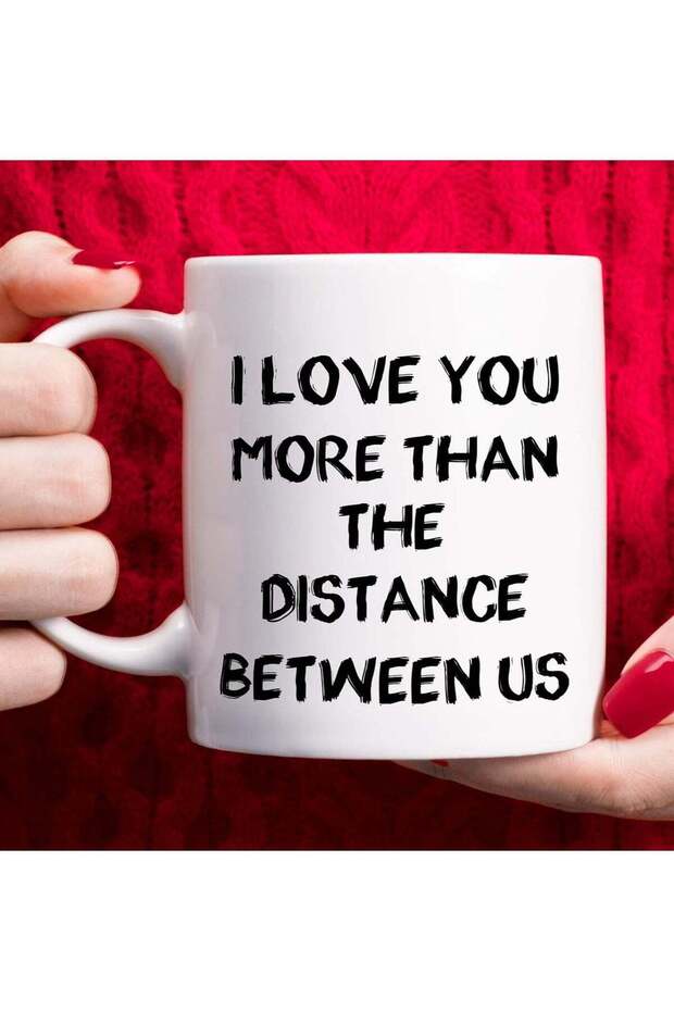 Best Dad Mom Gifts, Fathers Mothers Day Gifts for Mom Dad Birthday Gifts from Daughter Son - Grandma Dad Mom Funny Coffee Mugs, I Love You More Than the Distance 11oz