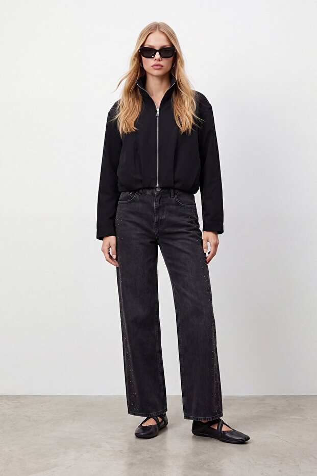Half elastic zipper jacket