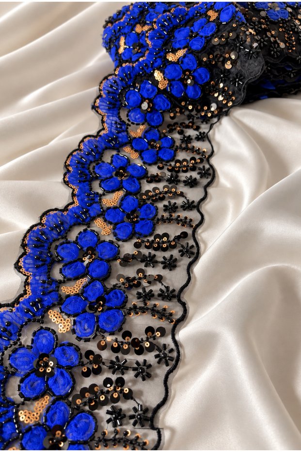 Floral Sequin and Beaded Lace Appliqué Ribbon [1 meter]