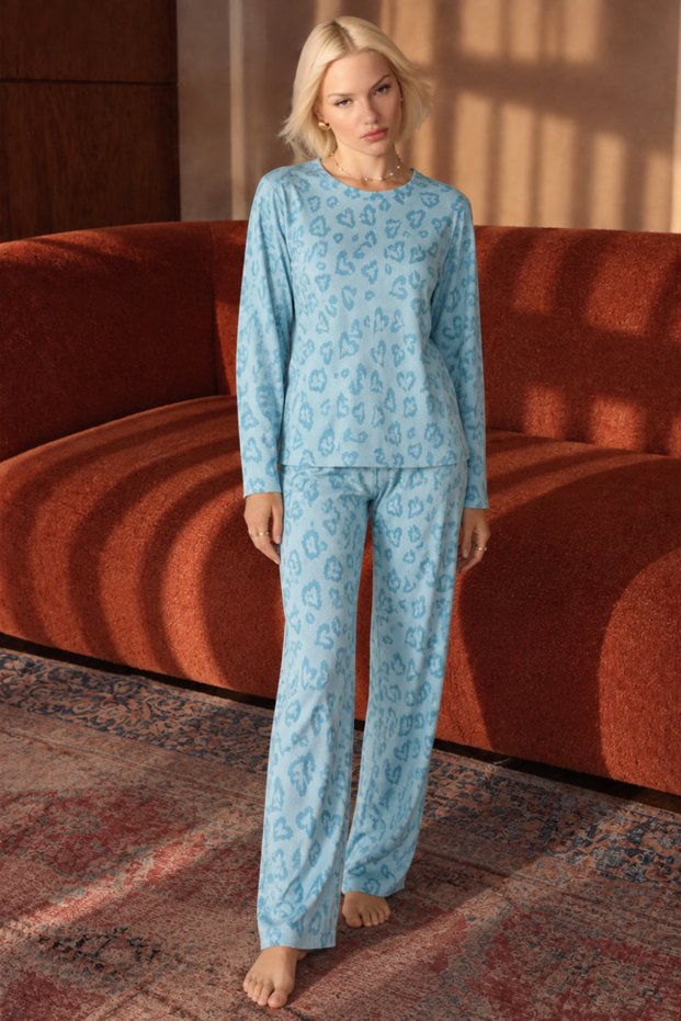 Women's Patterned Top and Bottom Home Style Green Pajama Set