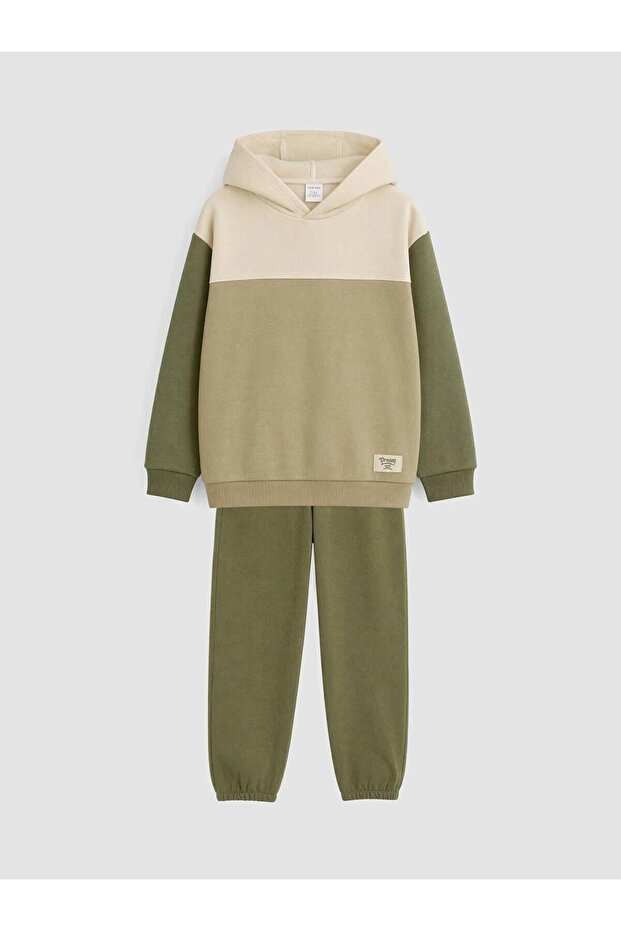 Color Blocked Boys' Sweatshirt and Sweatpants (W6)