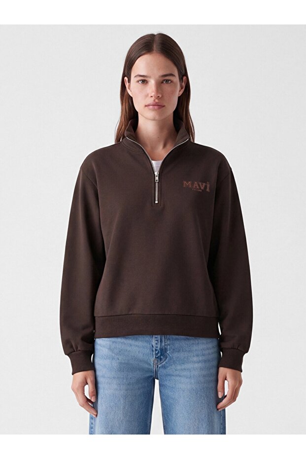 Half-Zip Stand-Up Collar Loose Fit Women's Sweatshirt.
