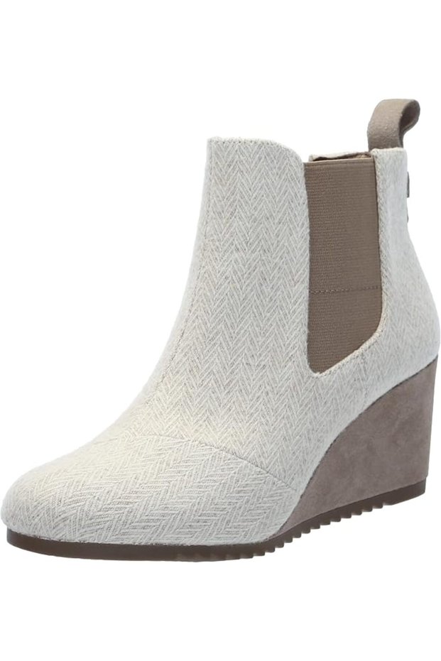 حذاء TOMS Bailey النسائي للكاحل