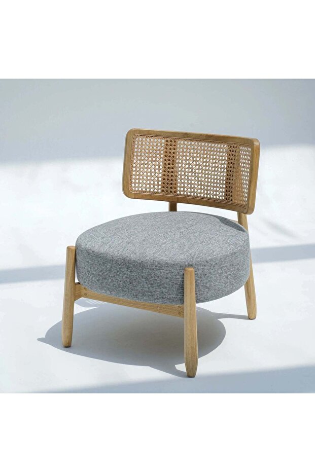 BRADLEY LOUNGE CHAIR