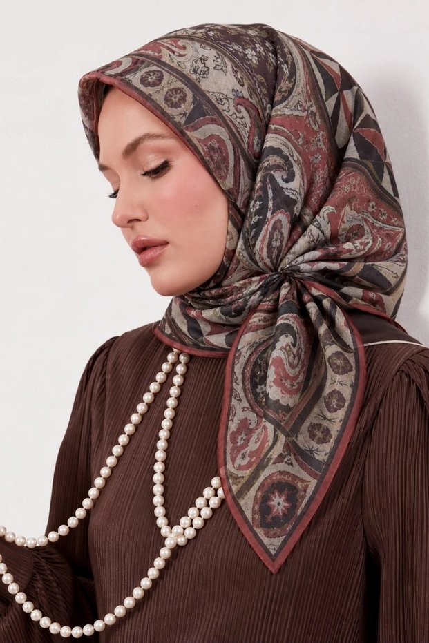 Patterned Cotton Silk Scarf 90X90 Ls2212 04-Tile-Light Mink-Angry Brown
