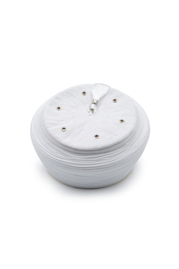 Imam Sarık White Skullcap with Bird's Eye Tassels, 5 Meter Plain Wrap Sarık