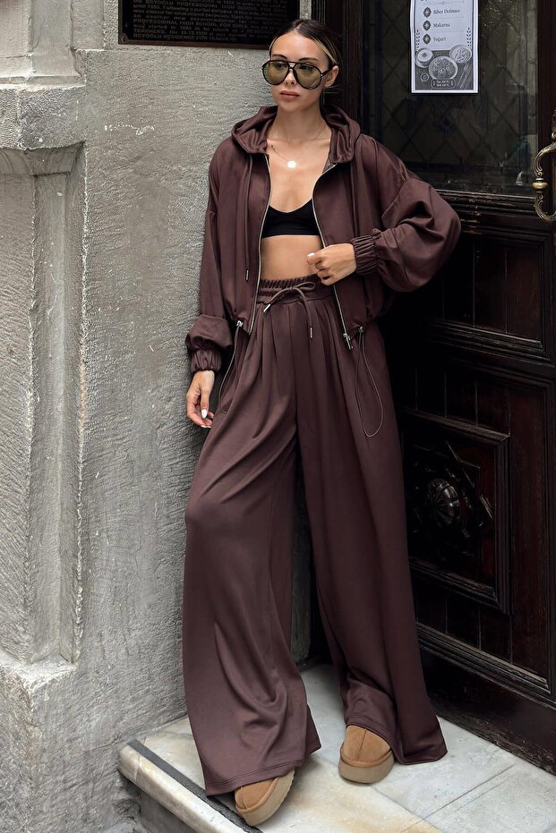 Brown Hooded Zippered Crop Top and Elastic Waist Sweatpants Women's Modal Bottom-Top Set