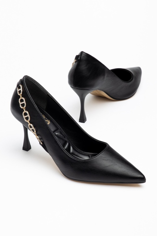 Matte Leather Chain Detailed Women's Stiletto