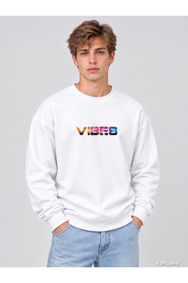 سويت شيرت رجالي كبير الحجم مطبوع عليه VIBES ذو ياقة دائرية