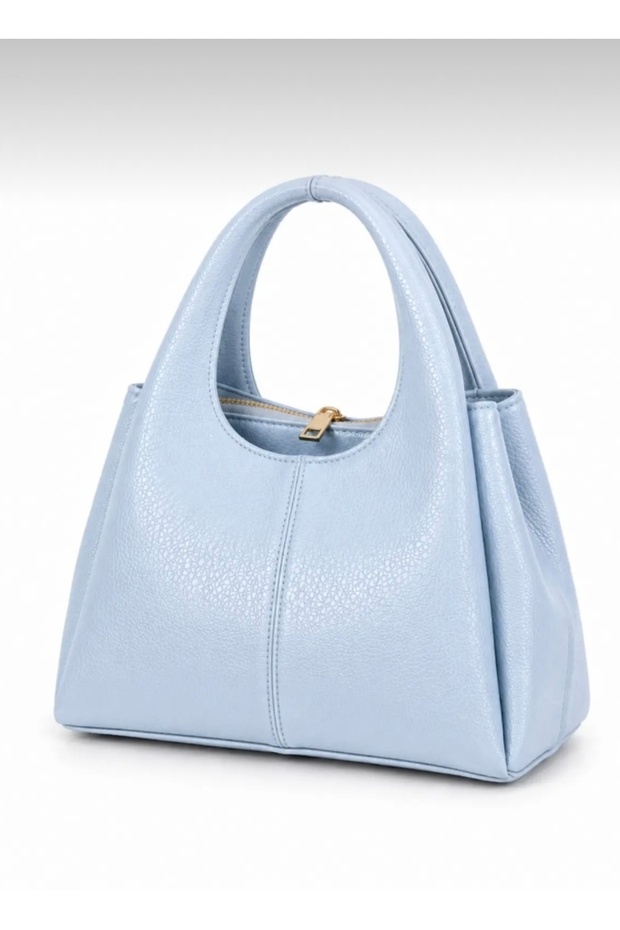 Women's Hand and Shoulder Bag with Zipper Detail