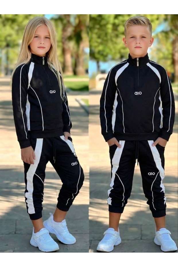 Children's tracksuit set