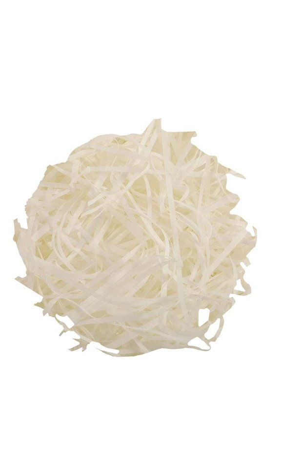 Crinkle Cut Shredded Paper Filler for Gift Wrapping Hamper/Basket Filling, Packing Supplies (Cream)