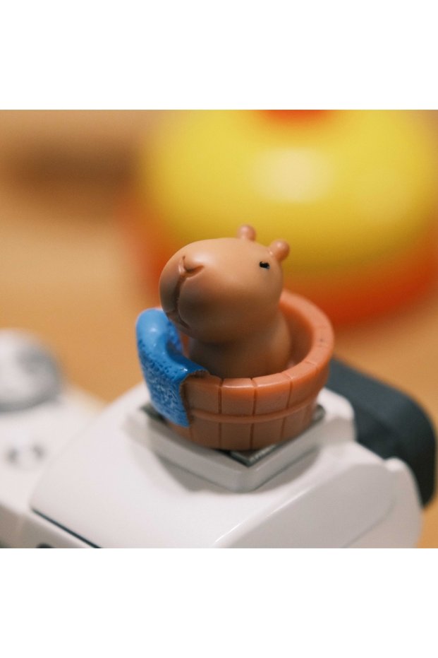 Capybara Basin Cute Pufferfish Capybara Camera Hot Shoe Cover- ABS Resin, Battery-Free Flashlight Ac