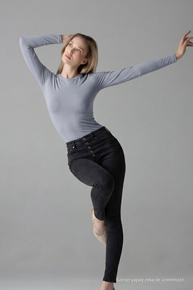 Women's Long Sleeve Crew Neck Gray Blouse