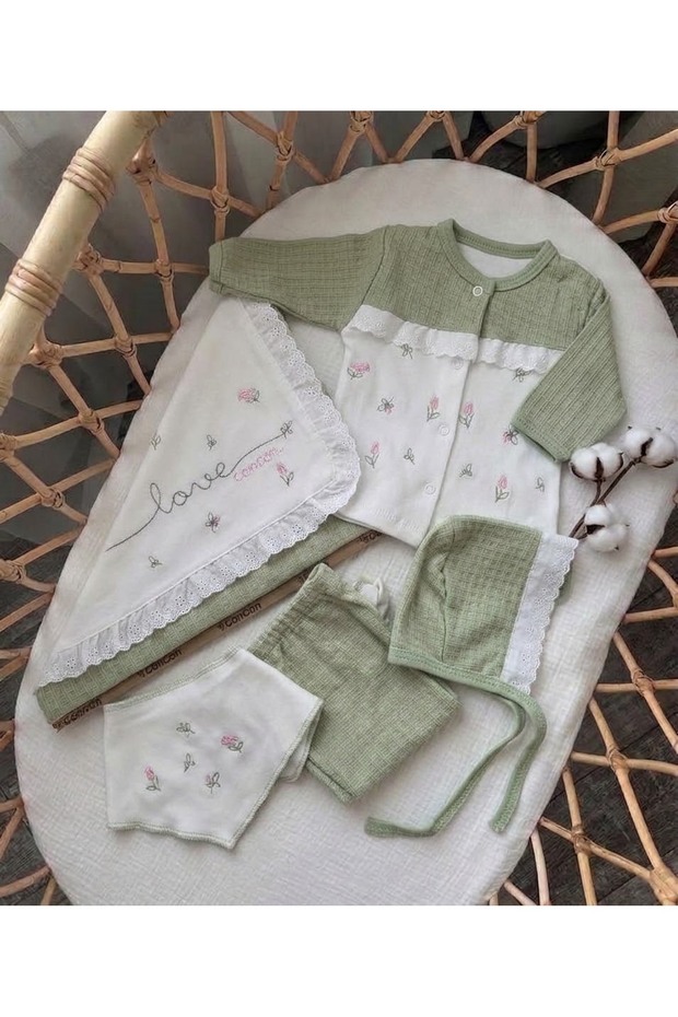 10-Piece Organic Cotton Hospital Discharge Set