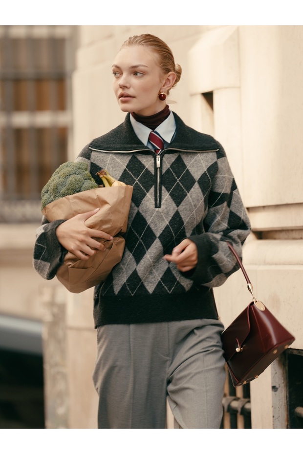 10880 Diamond Patterned Zippered Sweater-Anthracite