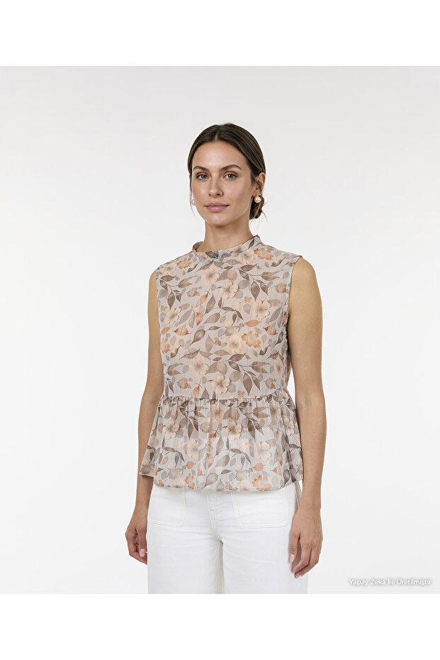 Regular Crew Neck Sleeveless Blouse