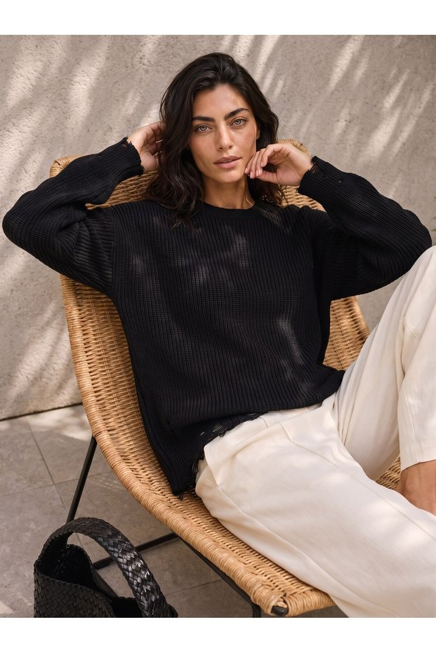 Black Knitwear Textured Crew Neck Oversize Low Shoulder Knitted Sweater with Ripped Detail
