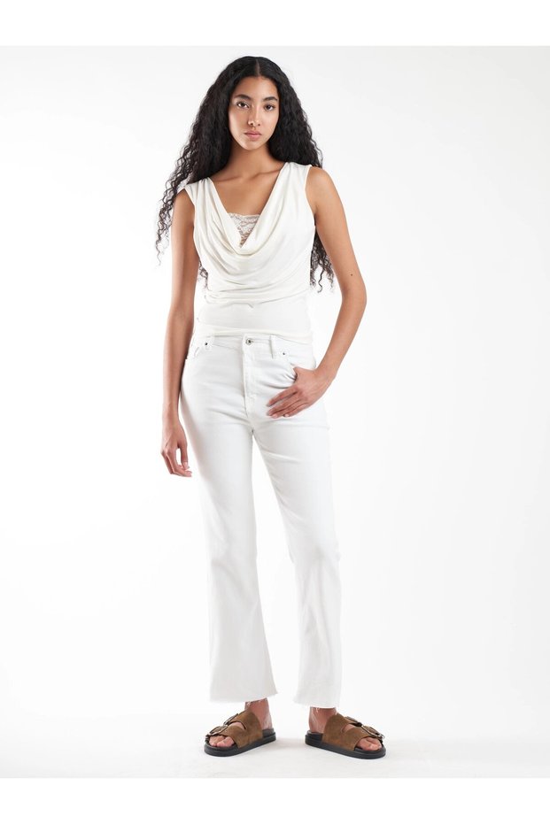 Waist Belted, Five Pocket, Cut-Out Leg, Washed Flare Fit Jean Trousers Cty-Abr-3437