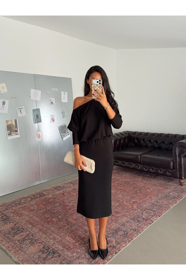 Elastic Waist Bat Sleeve Dress - Black