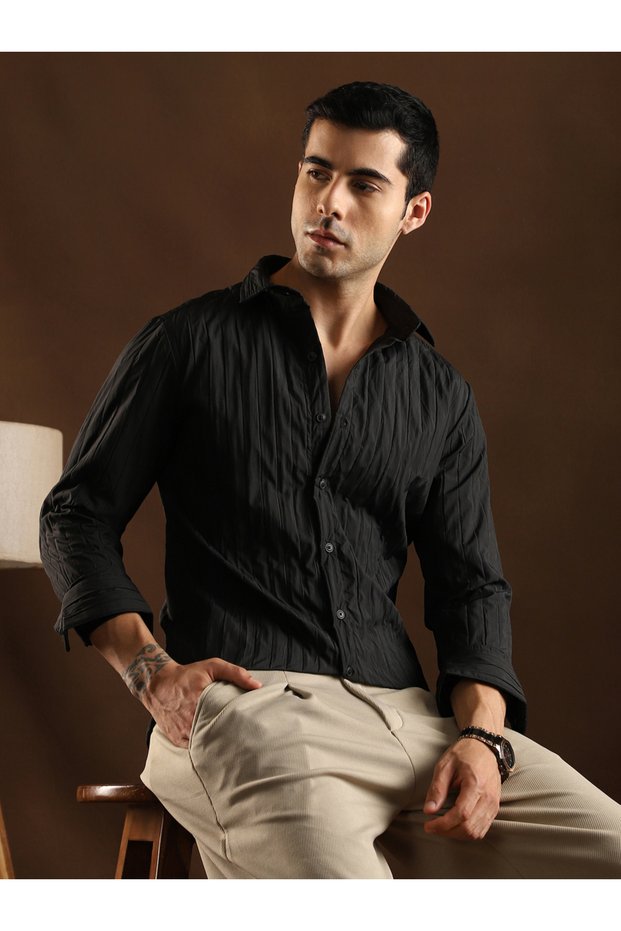 Men Black Textured Regular Shirt