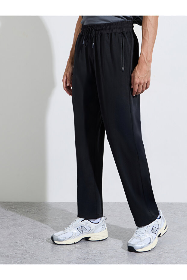 Black Solid Drawstring Waist Regular Fit Active Track Pants