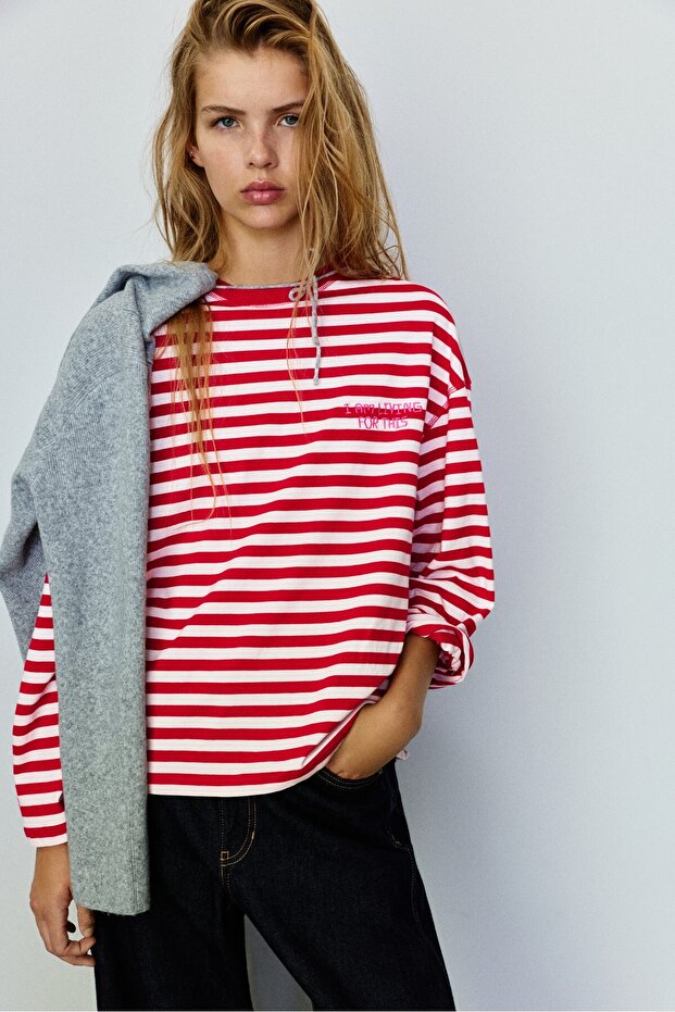 Oversize çizgili yazılı Tişört