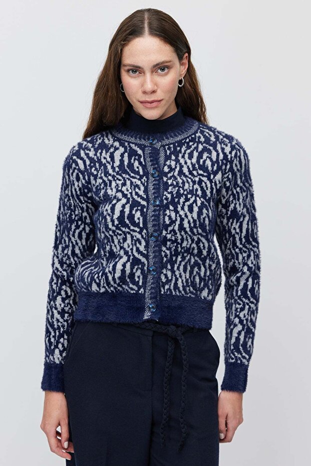 Women's Crew Neck Buttoned Knitwear Cardigan
