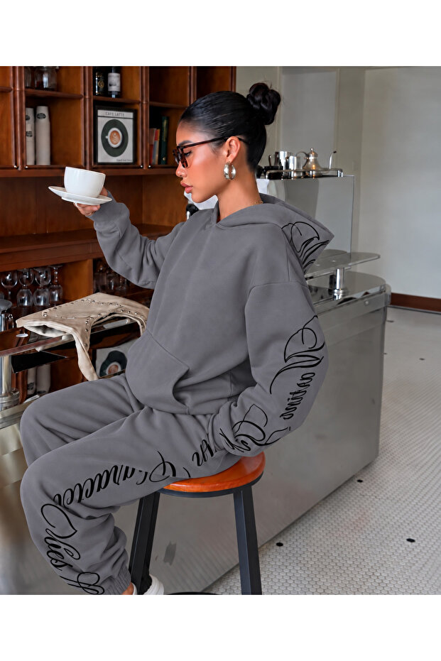 Unisex Women's Men's Martini Girl Printed Oversize 3 Thread Hooded Sweatshirt and Jogger Sweatpants