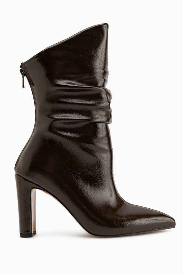 Lindy Brown Zippered Heeled Long Design Boots