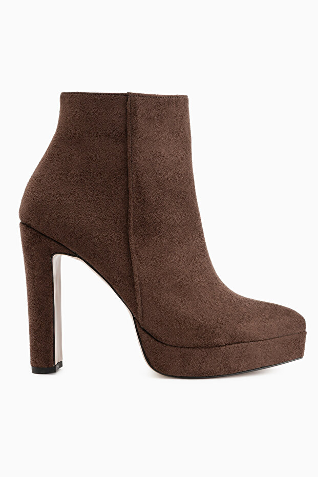 Abbie Brown Suede Pointed Toe High Heeled Zippered Boots