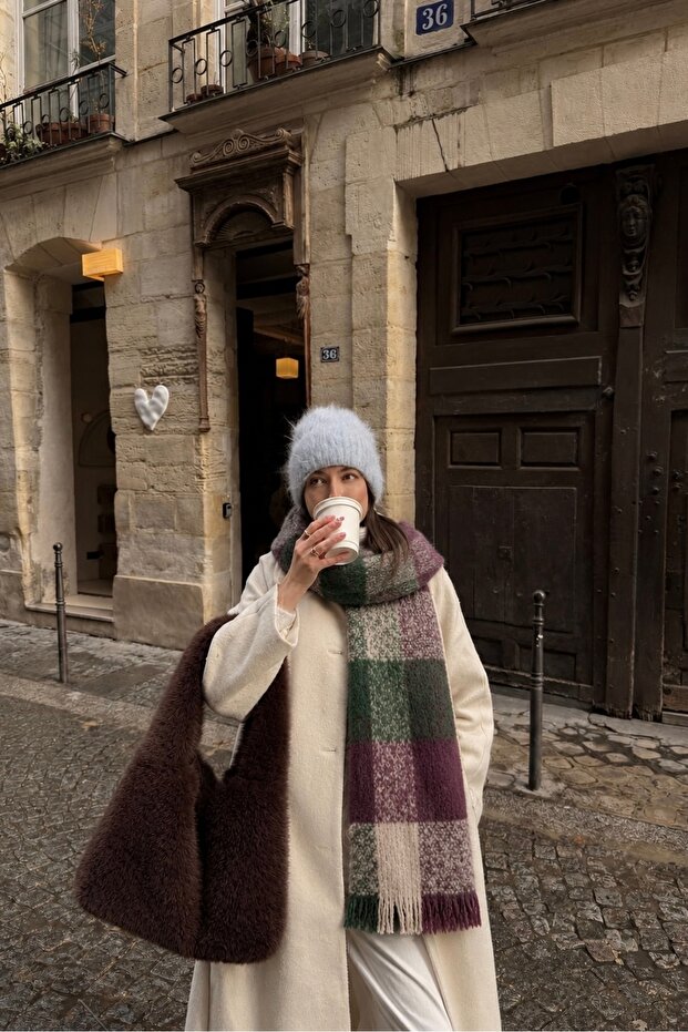 Estela Scarf Soft Textured Shoulder Shawl Puffy