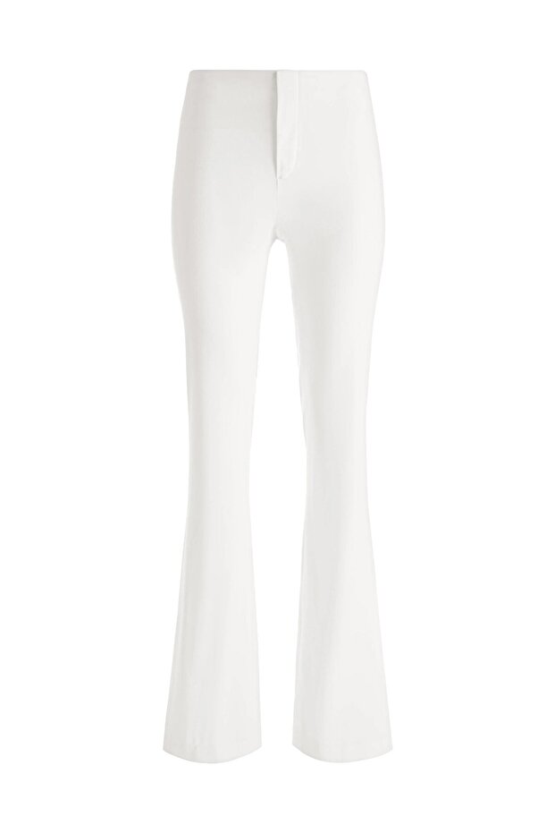 Teeny Bootcut Pants Stylish and Flare Cut That Makes You Look Taller